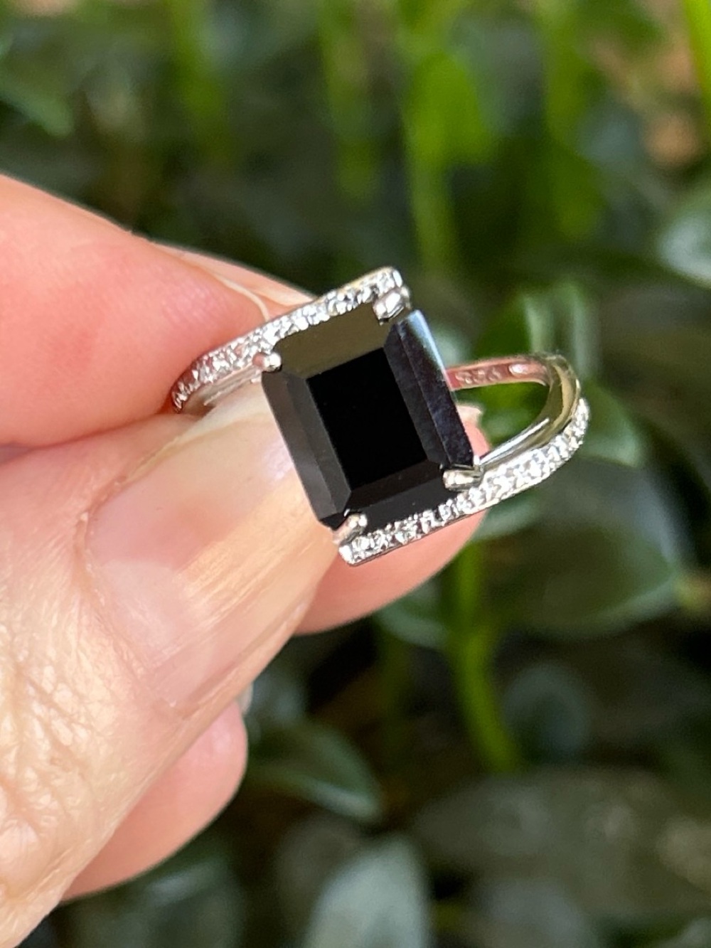 Sterling Silver Natural Black Sapphire Halo Split Ring with Natural Diamonds